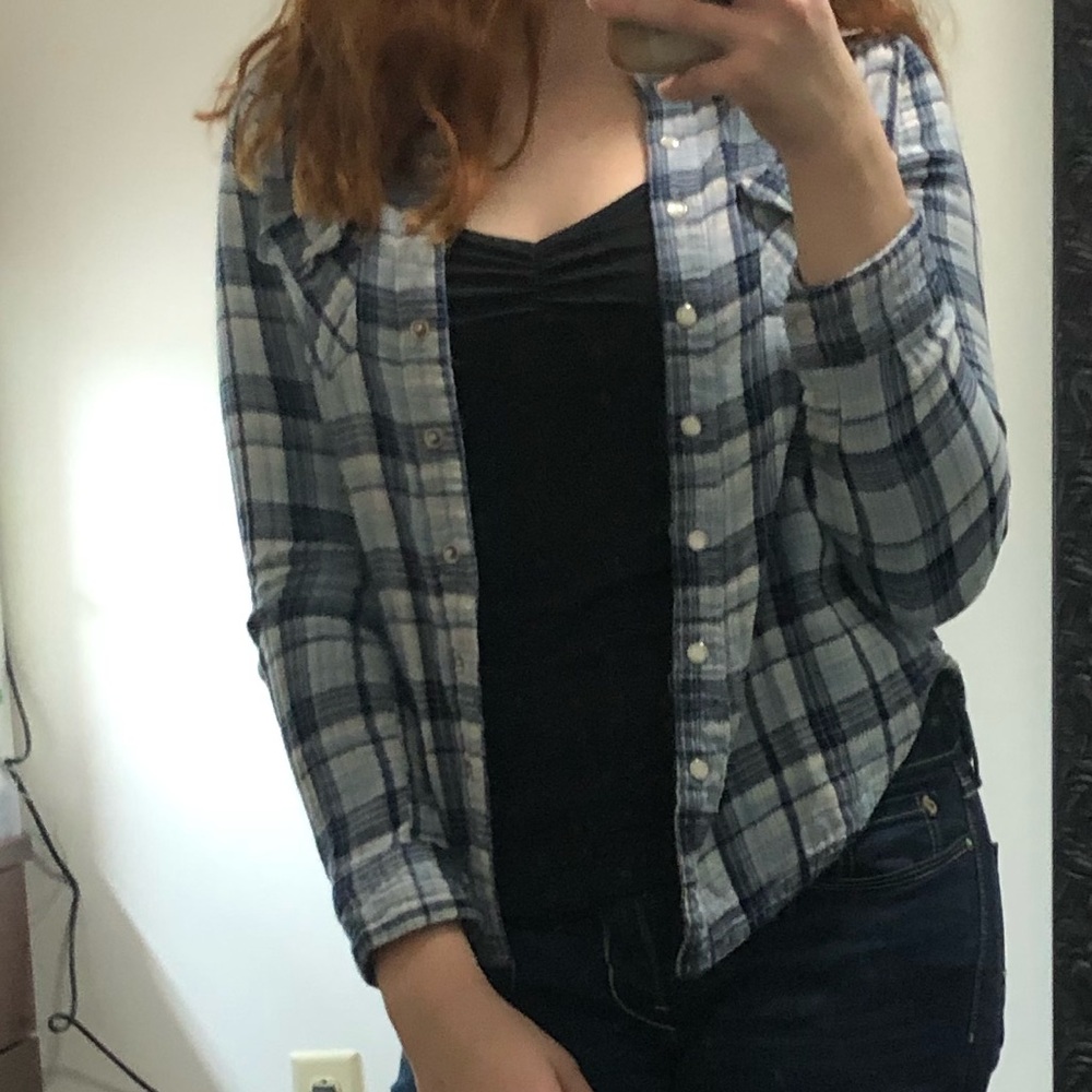 Medium Charlotte Russe Blue Button Down Women